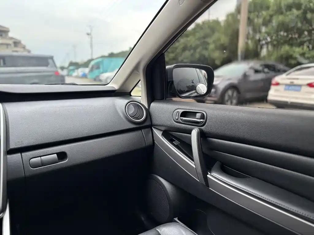 Mazda CX-7 — миниатюра 19