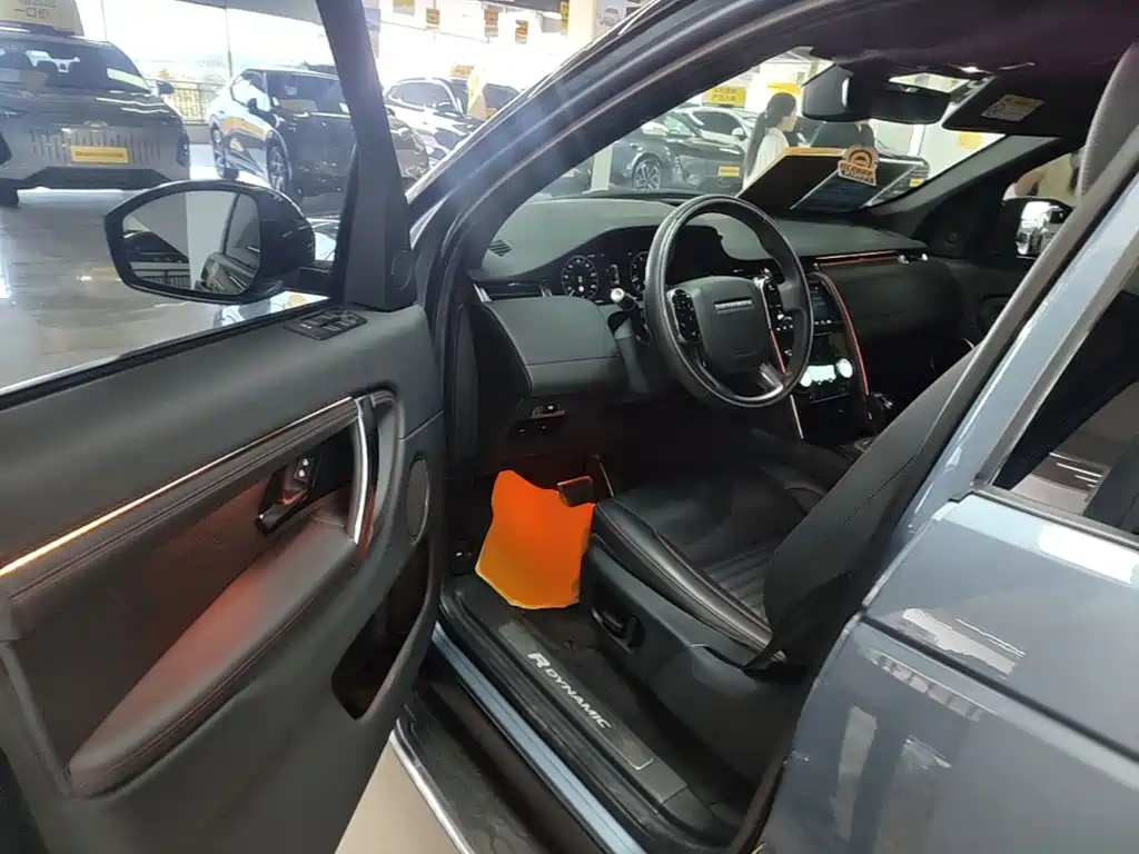 Land Rover Discovery Sport — миниатюра 16