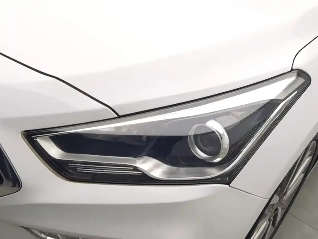 Hyundai Mistra — миниатюра 7