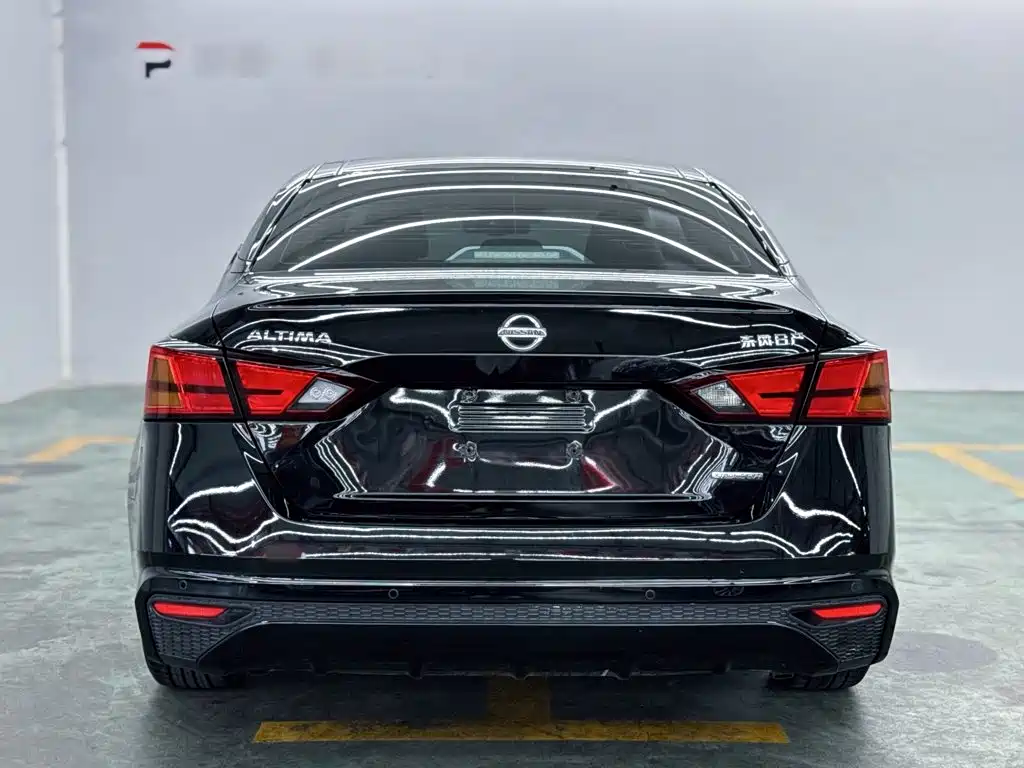 Nissan Teana — миниатюра 10