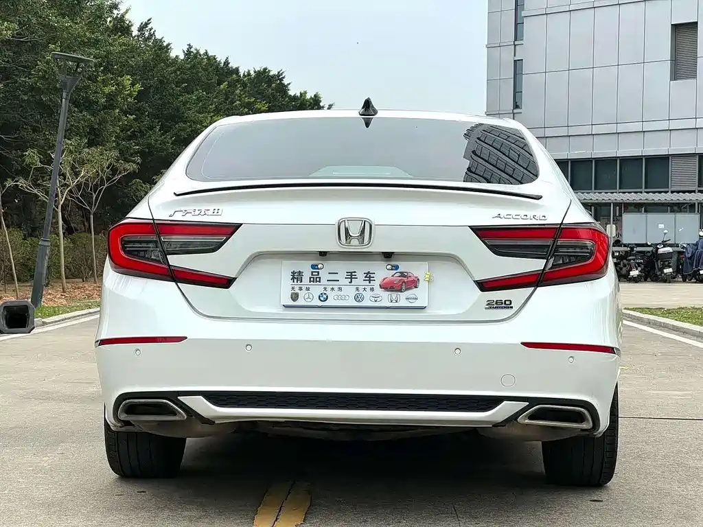 Honda Accord — миниатюра 10