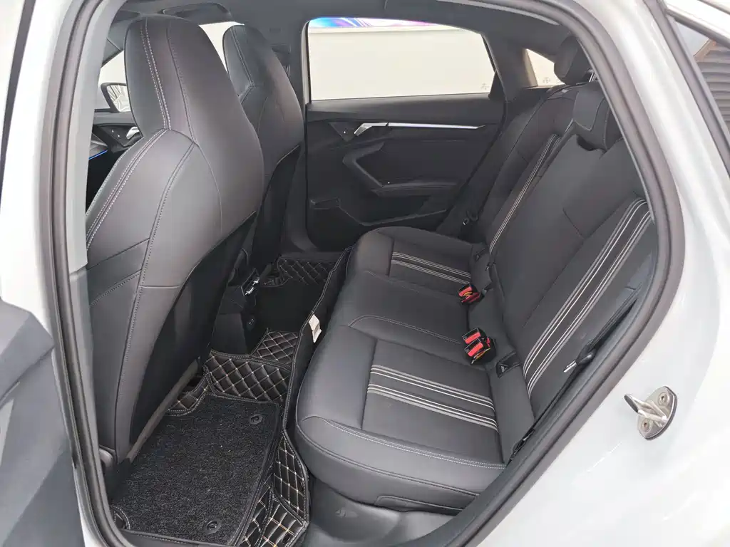 Audi A3 — миниатюра 9