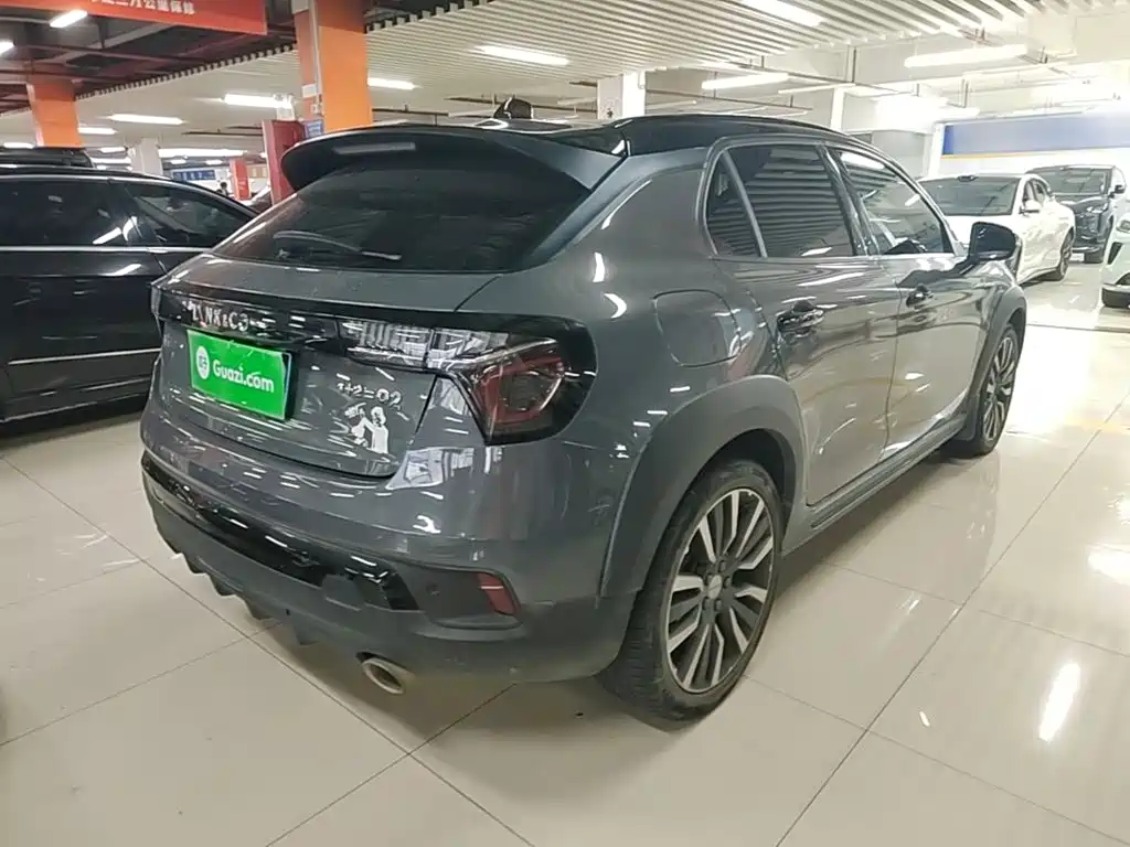 Lynk & Co 02 — миниатюра 7