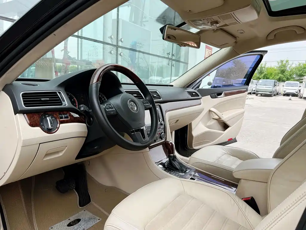 Volkswagen Passat — миниатюра 10