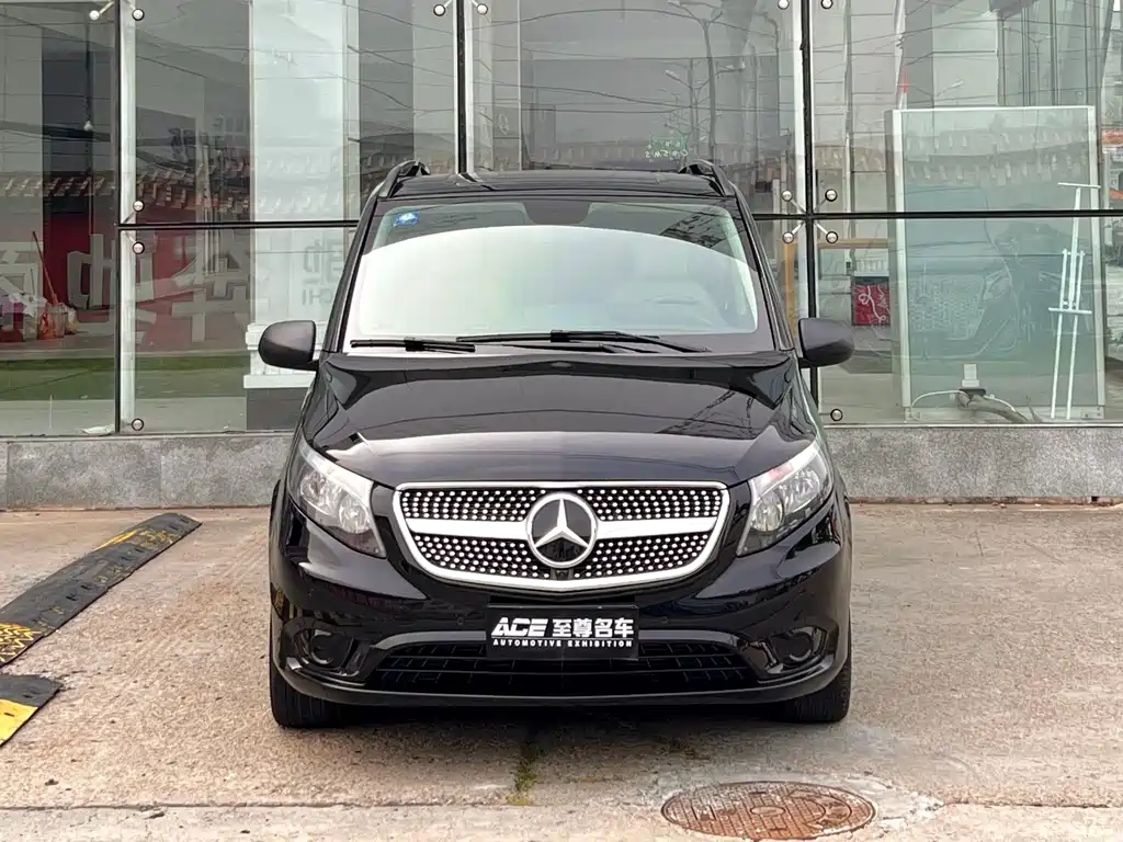Mercedes-Benz Vito — миниатюра 2