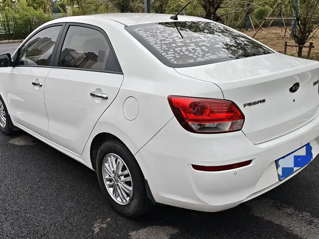 Kia Huanchi — миниатюра 6