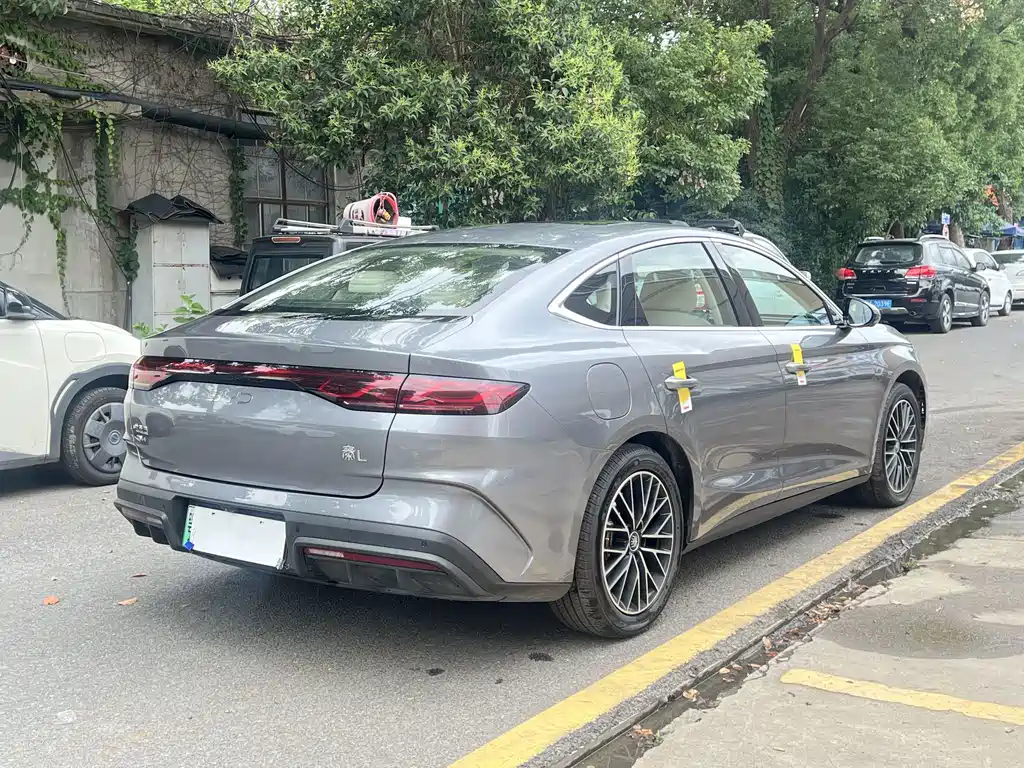 BYD Qin L — миниатюра 5