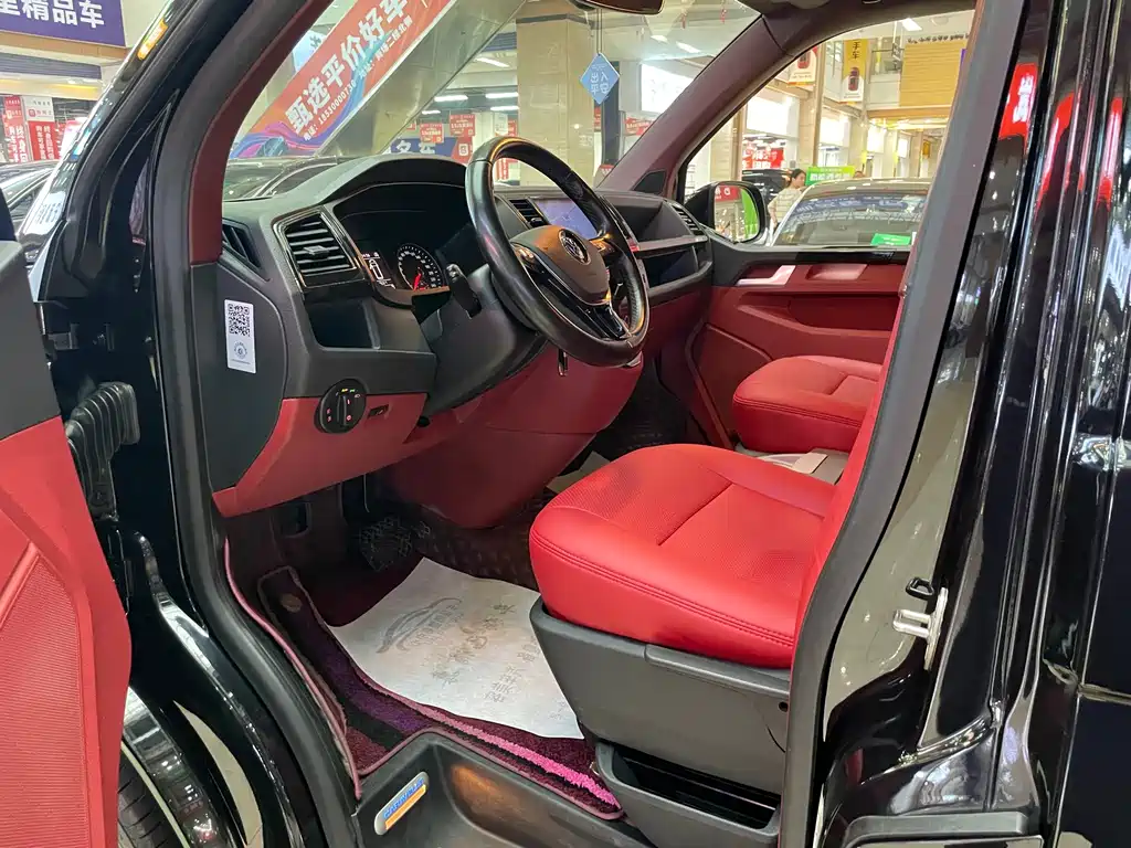 Volkswagen Caravelle — миниатюра 15