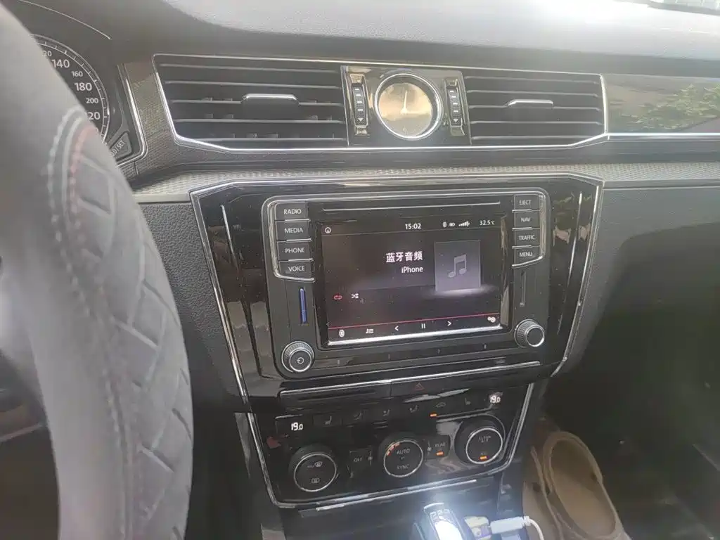 Volkswagen Passat — миниатюра 9