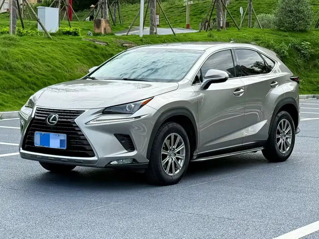 Lexus NX 2019