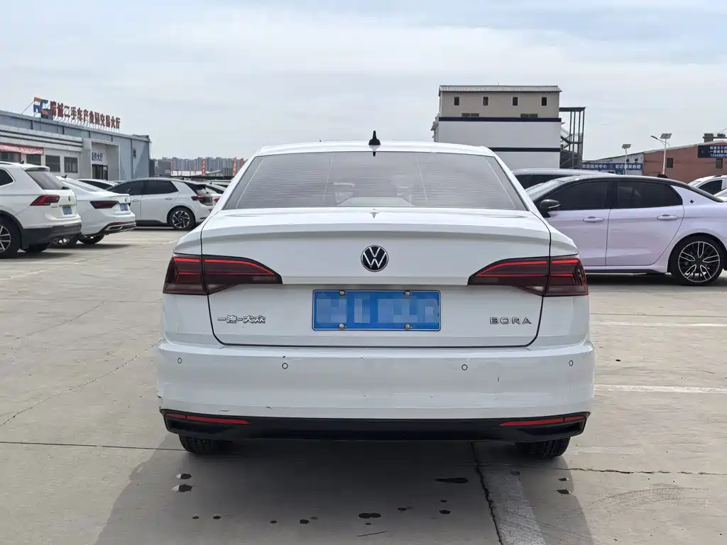 Volkswagen Bora — миниатюра 5