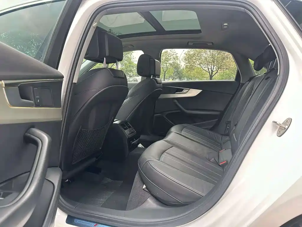 Audi A4L — миниатюра 7