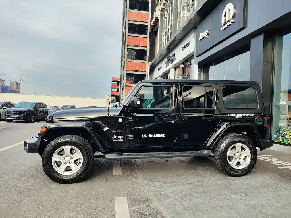 Jeep Wrangler — миниатюра 4