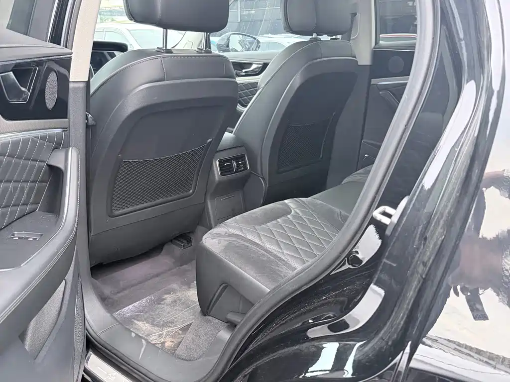 Hongqi Hongqi HS5 — миниатюра 7