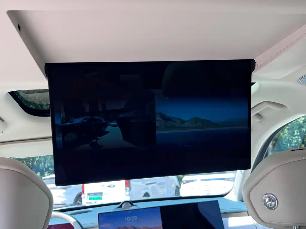 VOYAH Taishan X8 — миниатюра 14