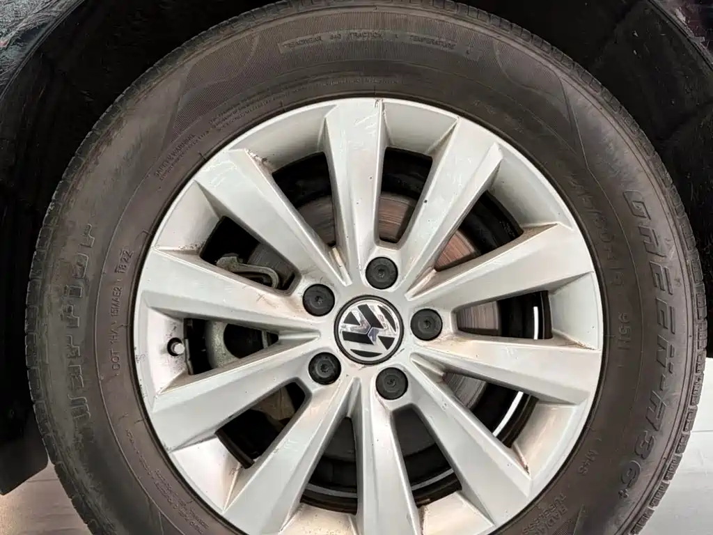 Volkswagen Passat — миниатюра 8