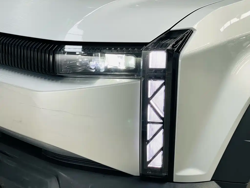 iCAR iCAR 03 — миниатюра 10
