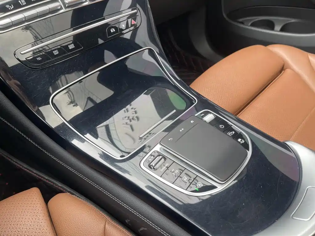 Mercedes-Benz GLC — миниатюра 17