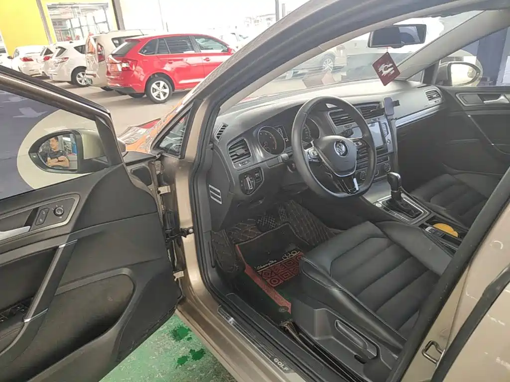 Volkswagen Golf — миниатюра 16