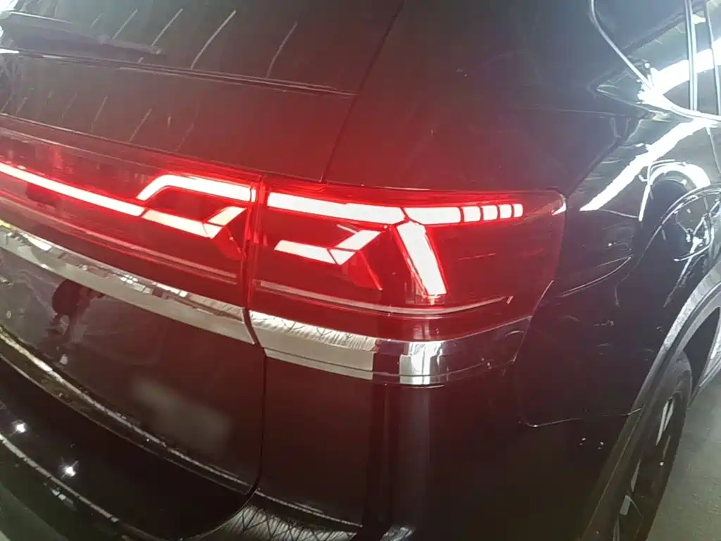 Volkswagen Teramont — миниатюра 8