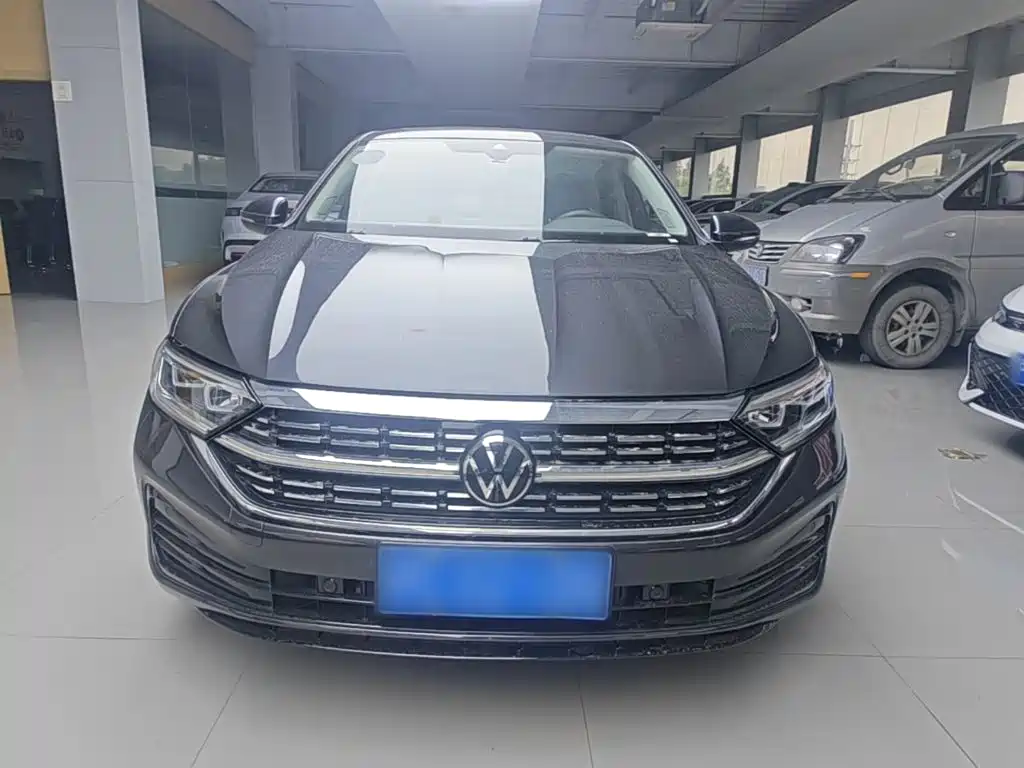 Volkswagen Sagitar — миниатюра 3
