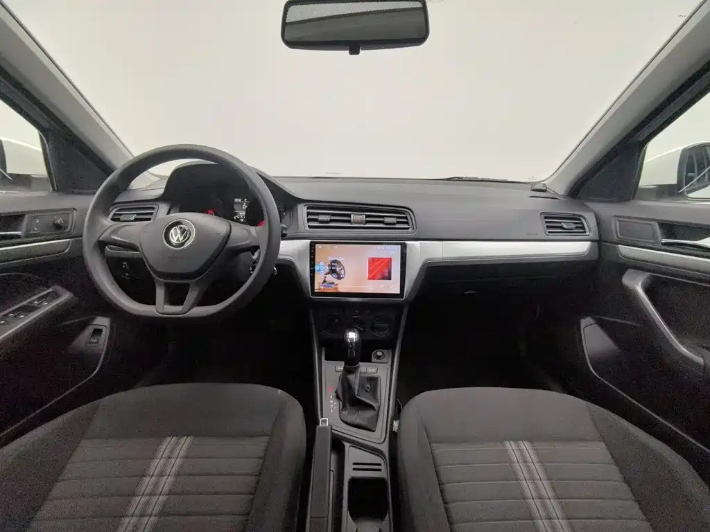 Volkswagen Lavida — миниатюра 5