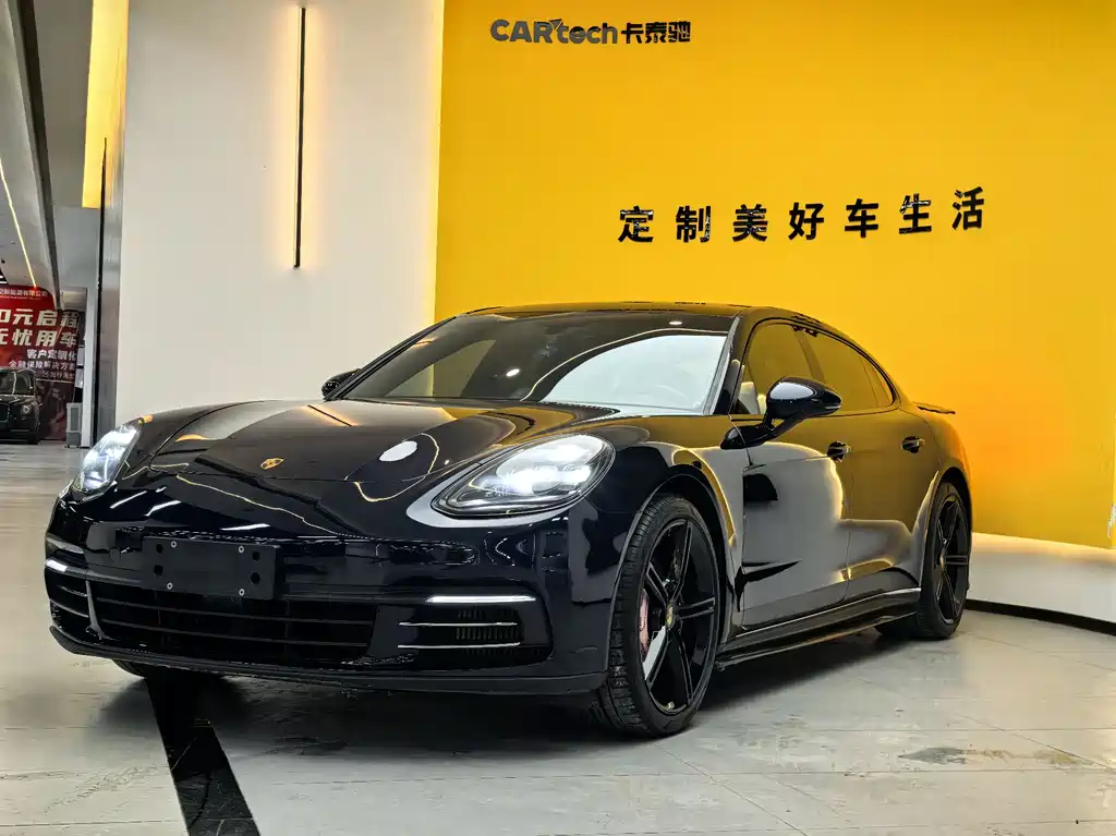 Porsche Panamera 2019