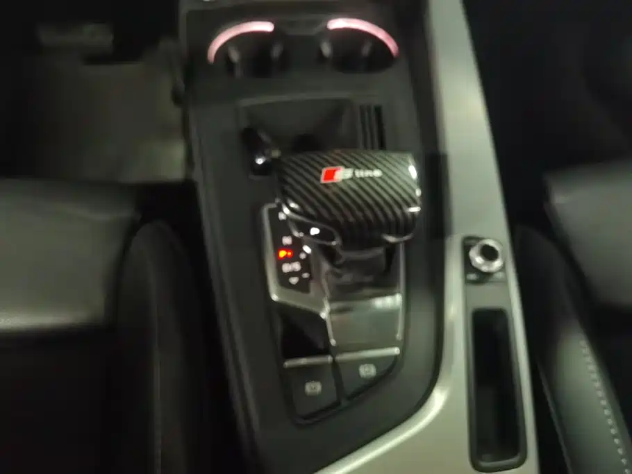 Audi A4L — миниатюра 16