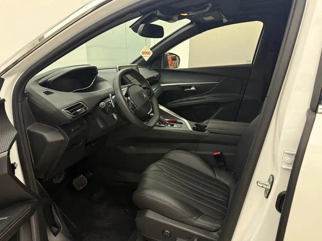 Peugeot 4008 — миниатюра 9