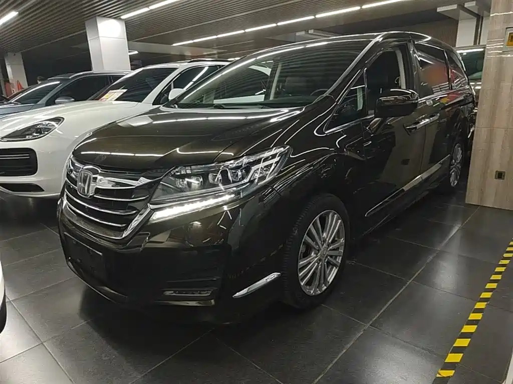 Honda Elysion 2017