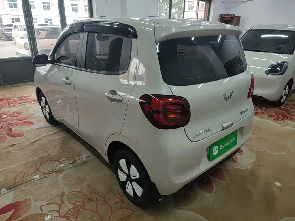 Wuling MINIEV — миниатюра 5