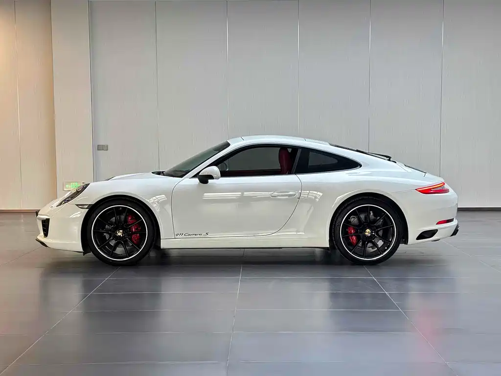 Porsche 911 2016 Carrera 3.0T