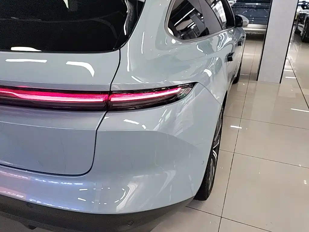 NIO ET5T — миниатюра 8