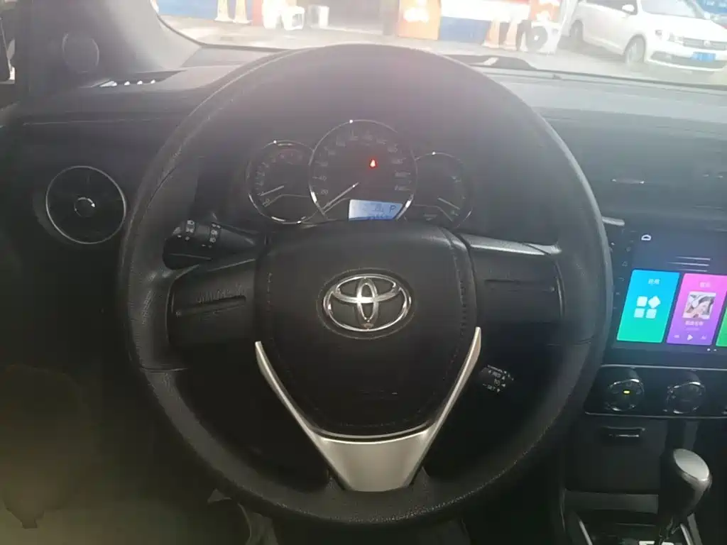 Toyota Corolla — миниатюра 11
