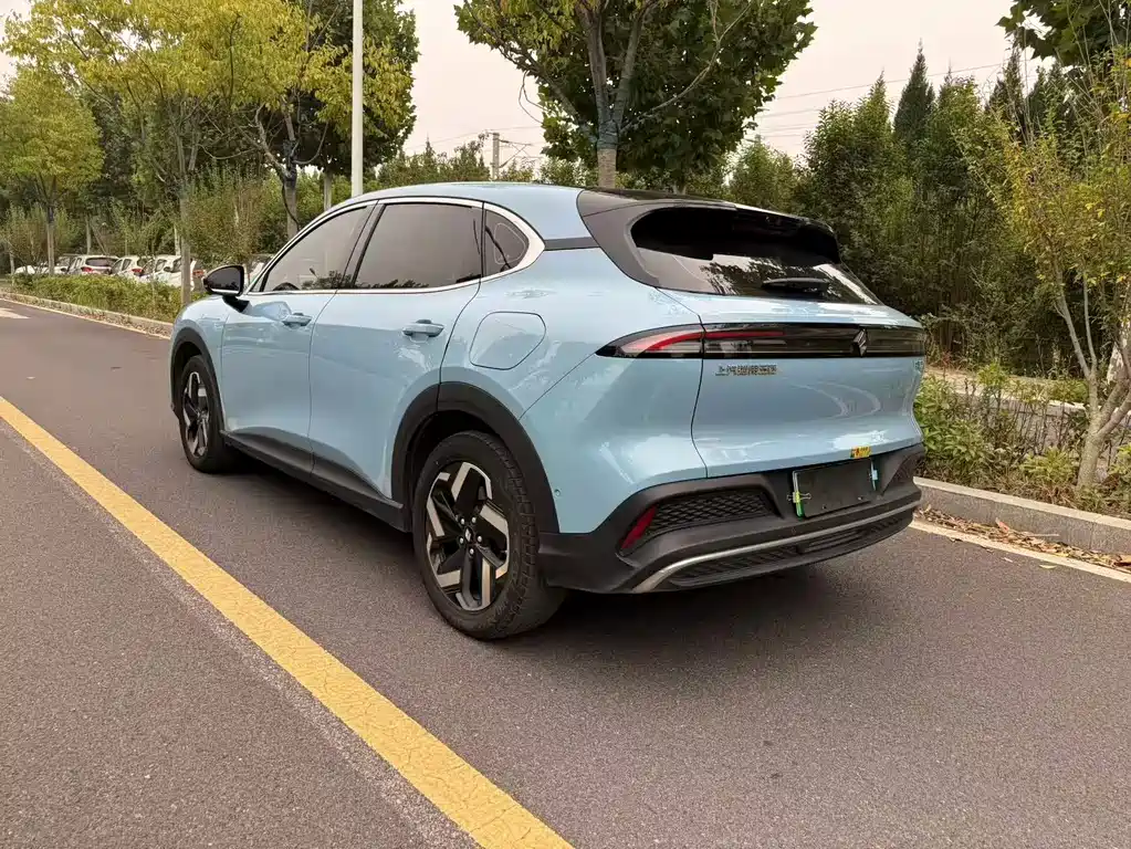 Baojun Yunhai — миниатюра 5