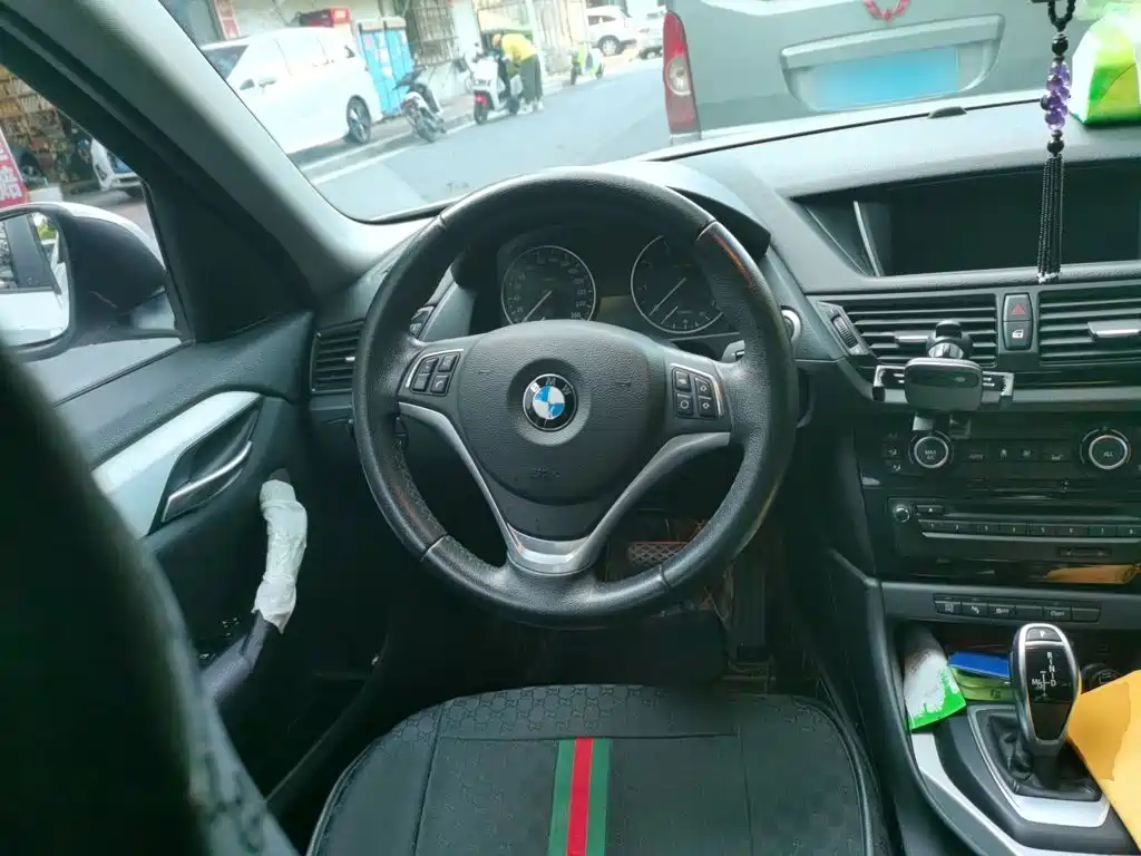 BMW X1 — миниатюра 6