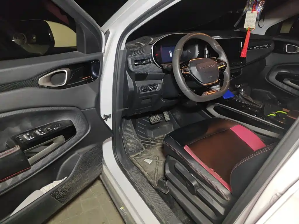 Baojun RM-5 — миниатюра 17