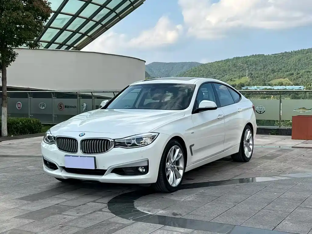 BMW 3 Series GT 2015