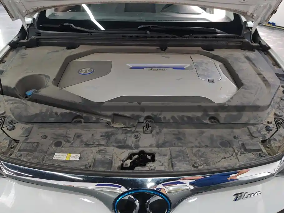 BAIC EU5 — миниатюра 10