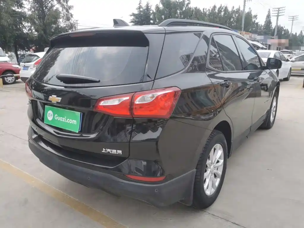 Chevrolet Equinox — миниатюра 7