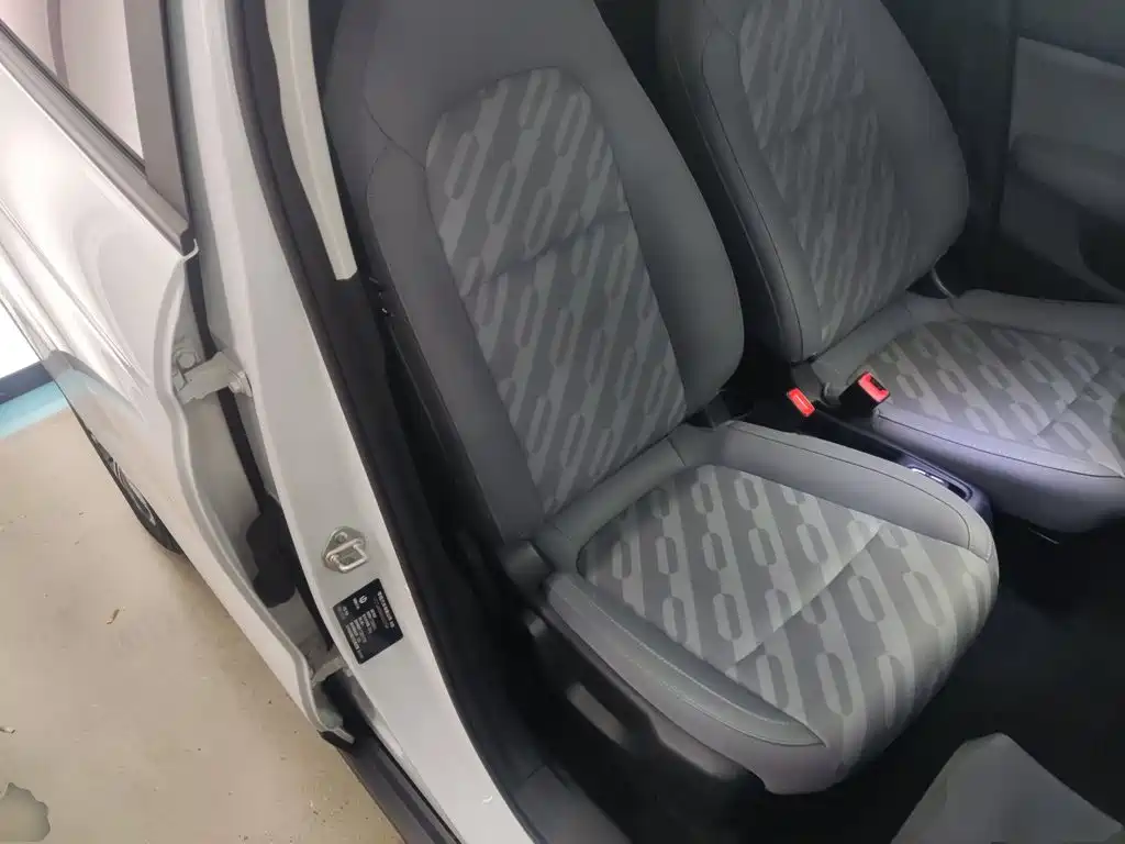 Leapmotor Leapmotor T03 — миниатюра 25