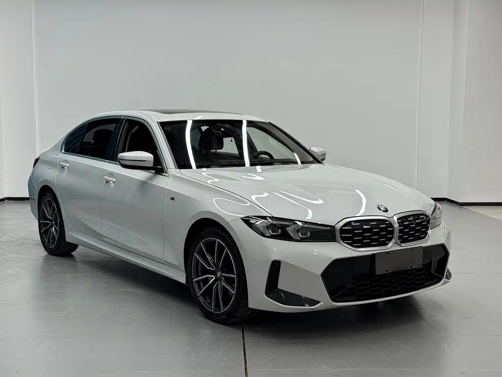 BMW 3 Series 2023