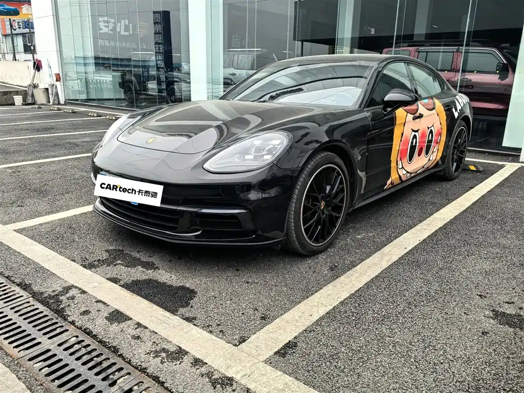 Porsche Panamera 2019