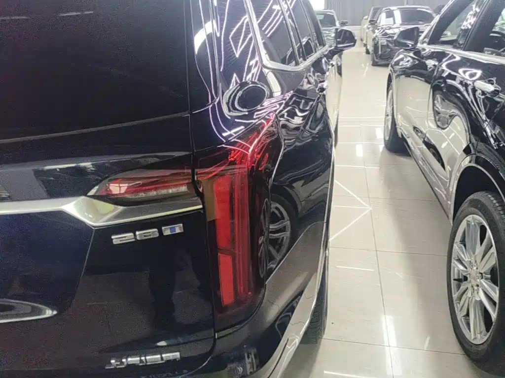 Cadillac XT6 — миниатюра 8