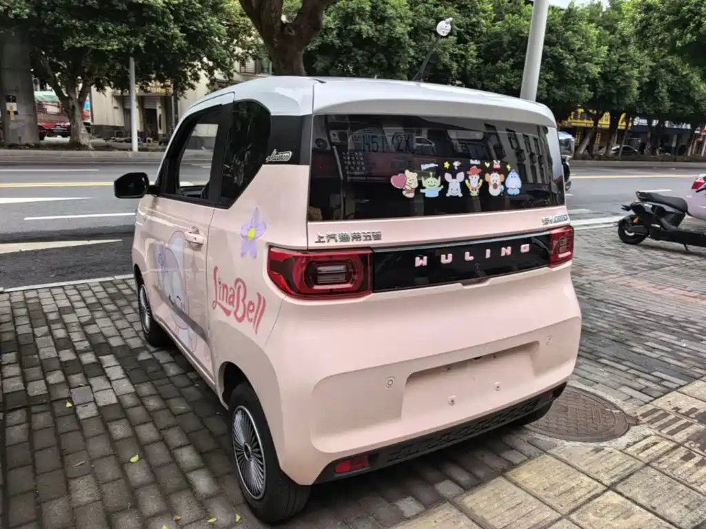 Wuling MINIEV — миниатюра 5
