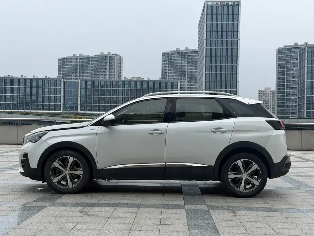 Peugeot 4008 — миниатюра 4