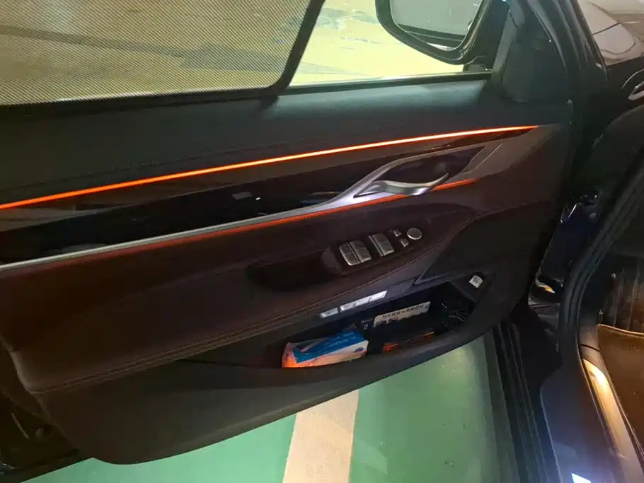 BMW 7 Series — миниатюра 7