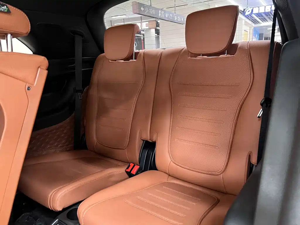 Mercedes-Benz GLC — миниатюра 12