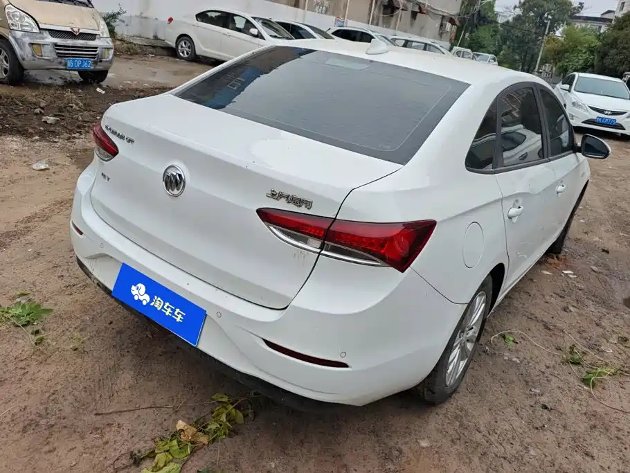 Buick Excelle — миниатюра 3