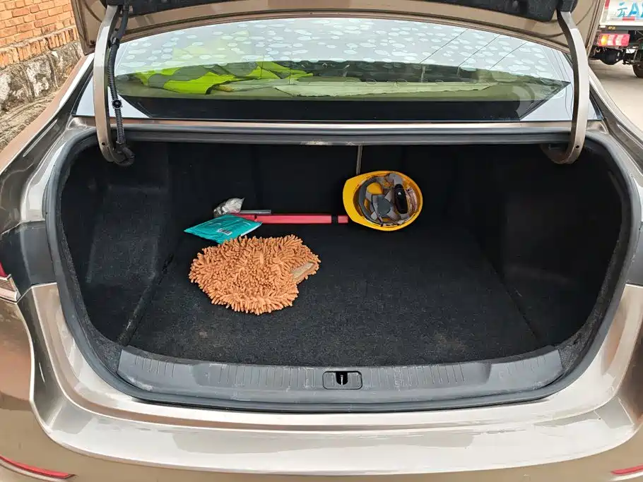 Buick Excelle — миниатюра 4
